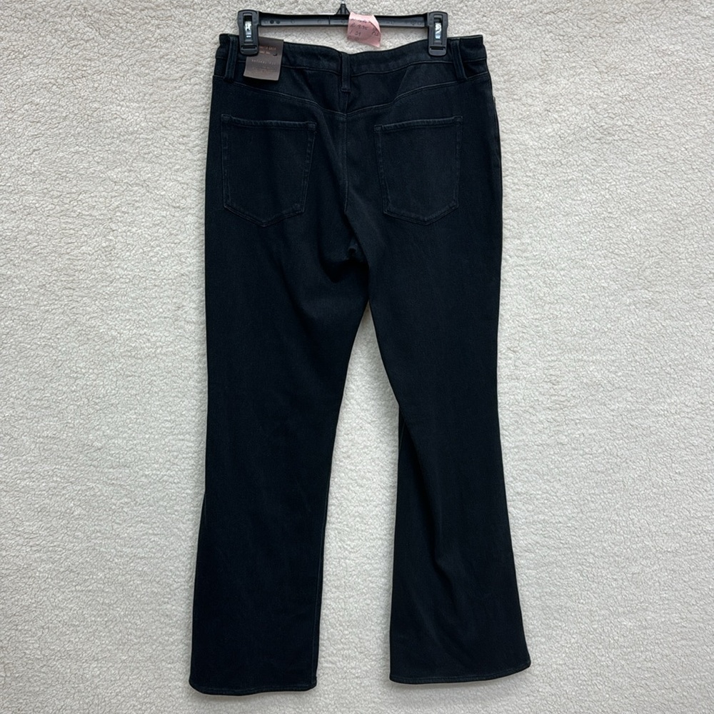 753. Size 12P - COLDWATER CREEK - Knit Denim Bootcut Jeans NEW $80 msrp - Picture 4 of 4